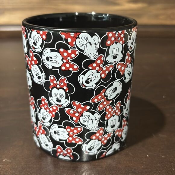 Disney Minnie Mouse Black Red Polka Dot Coffee Cocoa Mug - Picture 4 of 6